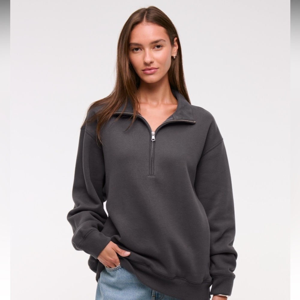Abercrombie & Fitch Dark Gray Half-Zip Sweatshirt